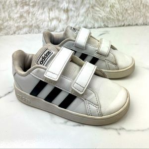 Adidas Grand Court White And Black Velcro Sneakers 9 Kids